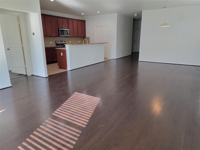 Building Photo - 3205 Mildura Cove