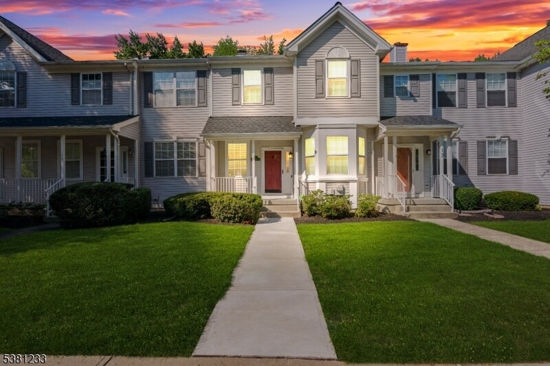 Primary Photo - 15 Faxon Dr