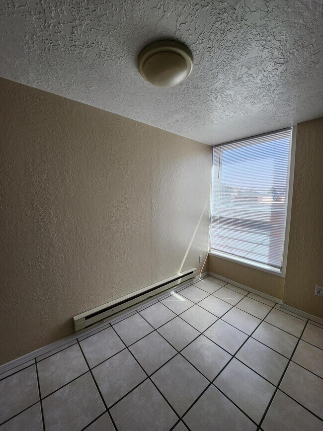 Foto del edificio - 221 Maple St NE