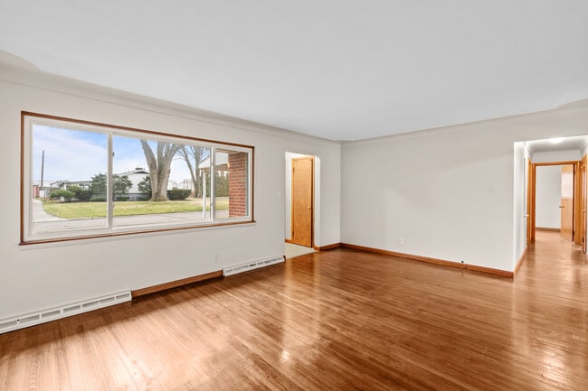 Foto del edificio - 5525 Sunnyside Dr