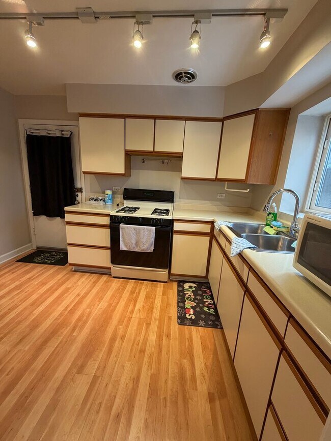 Foto del edificio - 7400 N Sheridan Rd