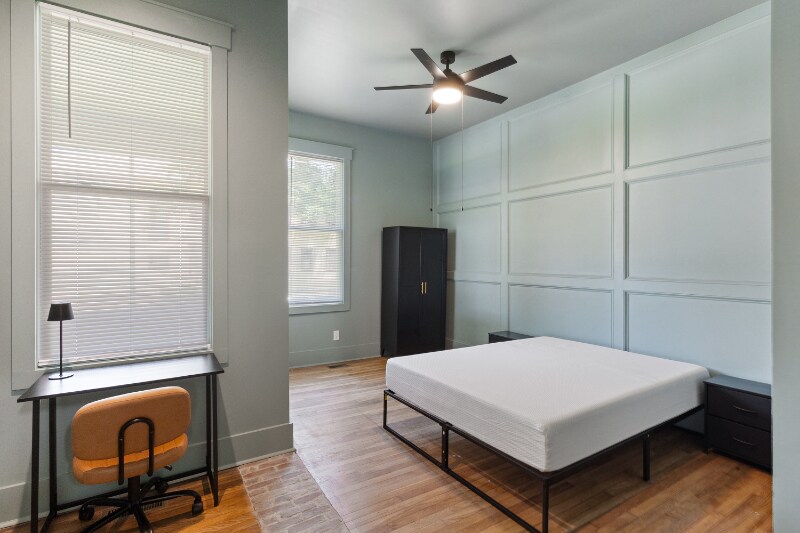 Foto principal - 1133 E Henry St