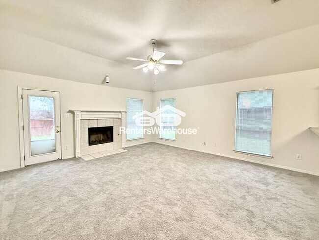 Foto del edificio - Ready for Move-In! Established neighborhoo...