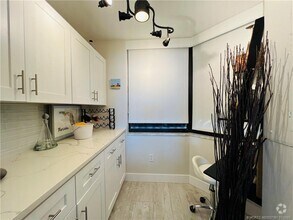 Building Photo - 8880 S Ocean Dr