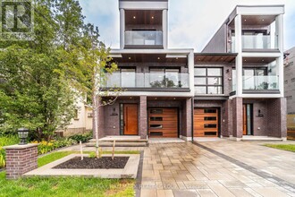 Building Photo - 185 Carleton Ave