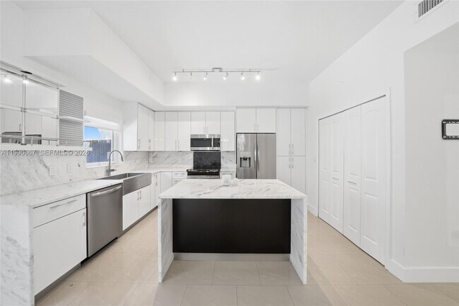 Foto del edificio - 22242 SW 88th Path