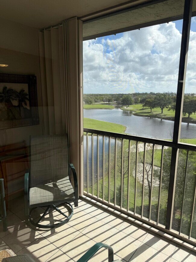 Foto del edificio - 3150 W Rolling Hills Cir