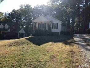 Building Photo - 2615 Farthing St