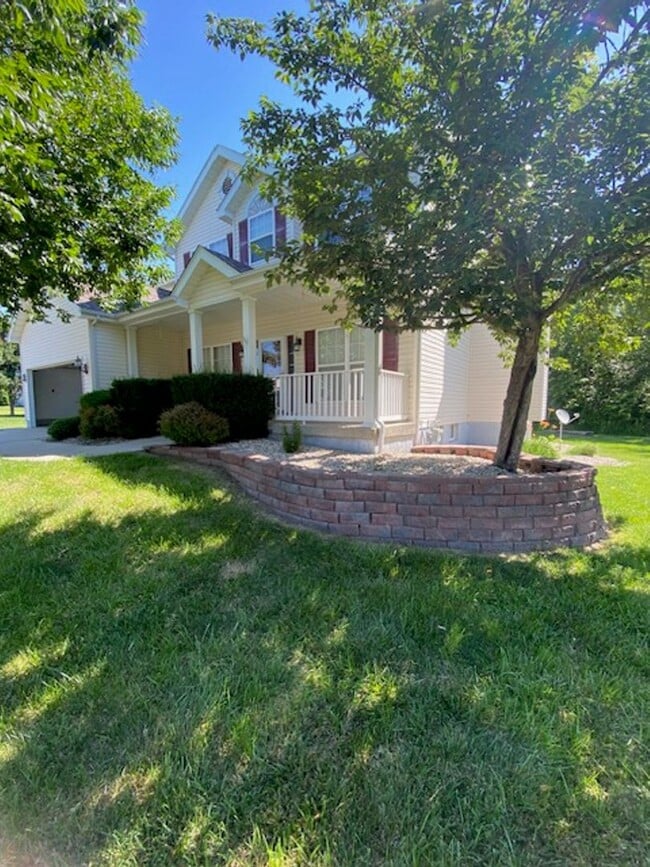 Building Photo - 2209 Tigers Way
