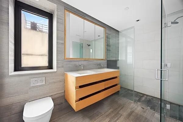 Building Photo - 150 Rivington St