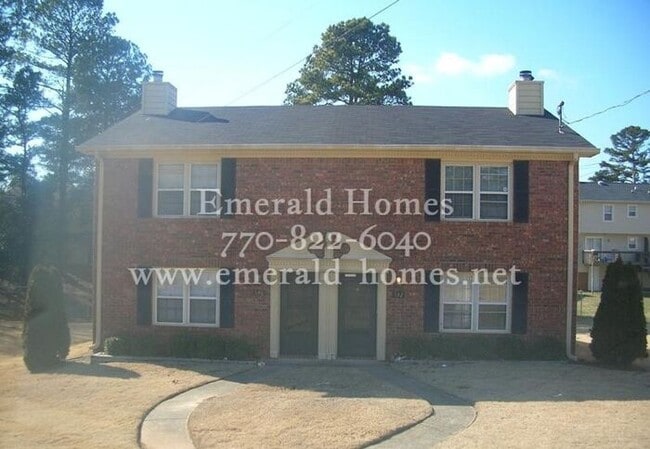 FINALLY A 2 BEDROOM 2.5 BATH IN LAWRENCEVILLE! - FINALLY A 2 BEDROOM 2.5 BATH IN LAWRENCEVILLE! House