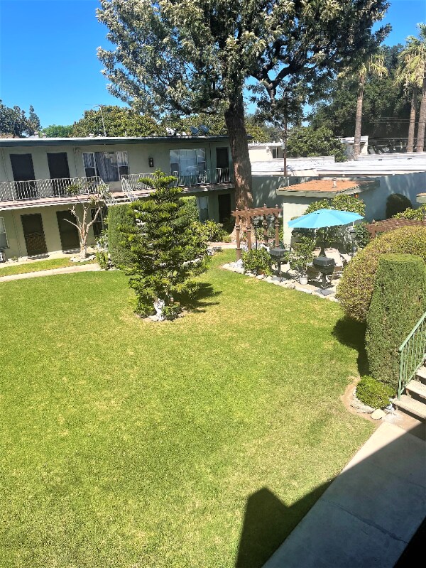 Foto principal - 146 S Princeton Ave