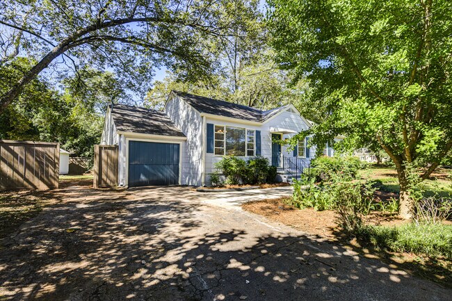 Building Photo - 786 Medlock Rd