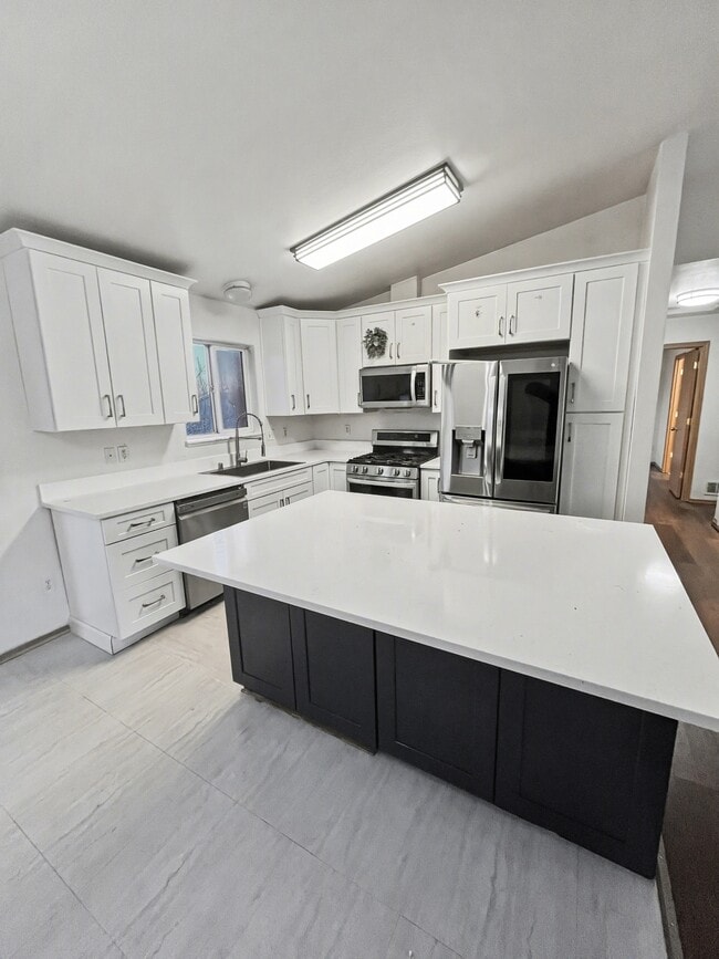 Building Photo - 6426 Coachman Cir