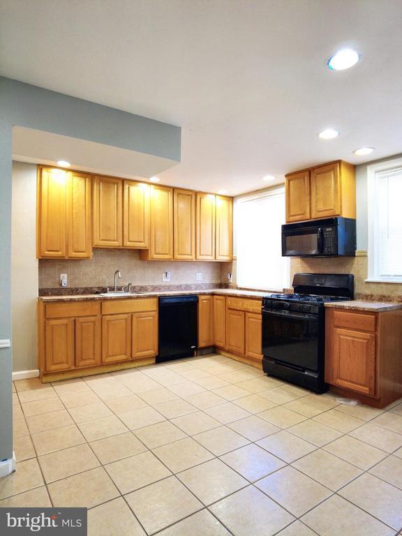 Foto del edificio - 6041 Frontenac St