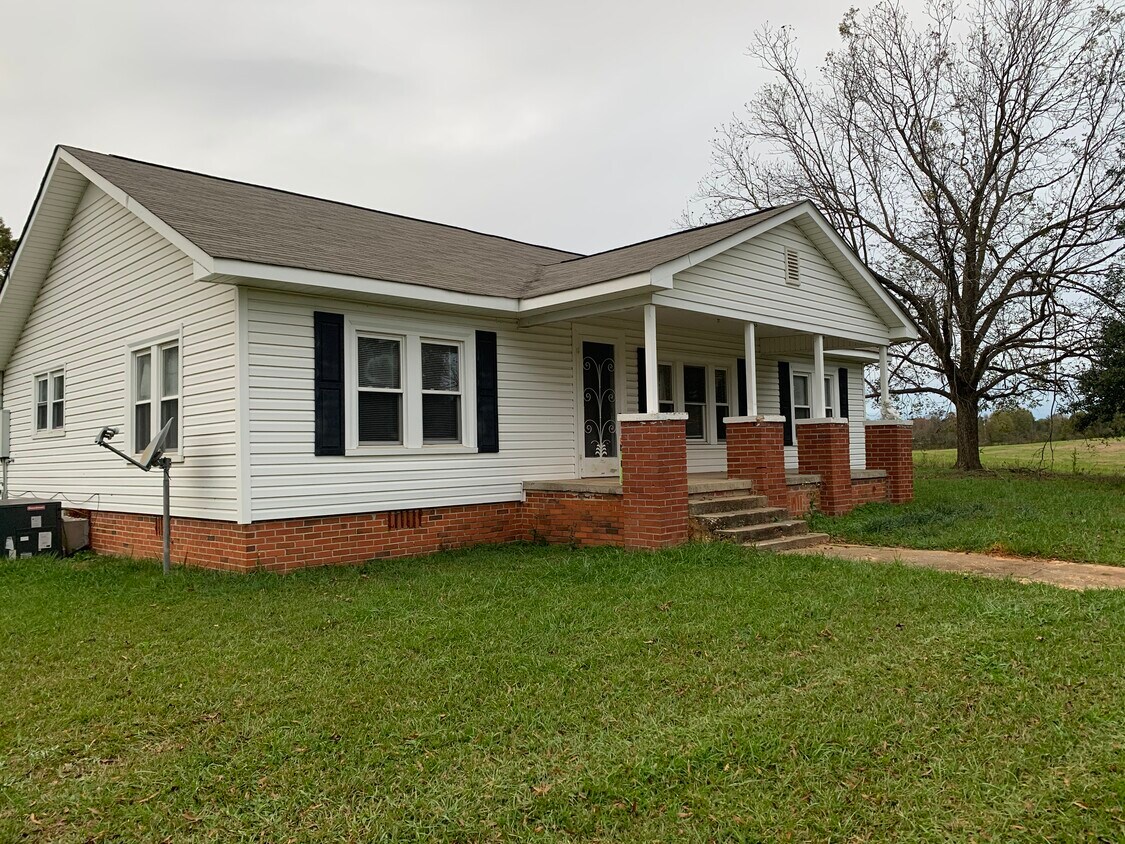 2736 Upper White Store Rd, Peachland, NC 28133 House Rental in