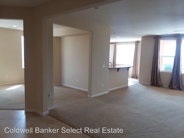 Building Photo - 3 br, 2 bath House - 1479 Snow Summit Dr.
