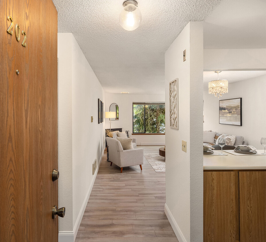 Foto principal - 1740 NE 86th St