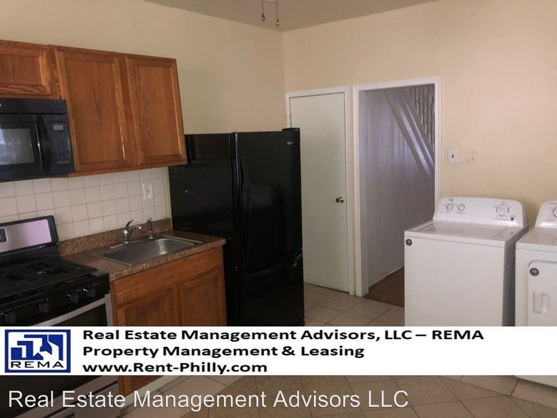 Primary Photo - 3 br, 1 bath House - 945 N. Fallon St.