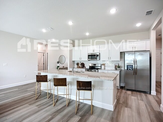 Foto del edificio - 3323 Briant St
