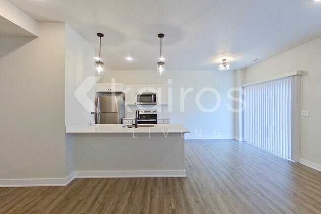 Foto del edificio - 6910 Bluebell Ct
