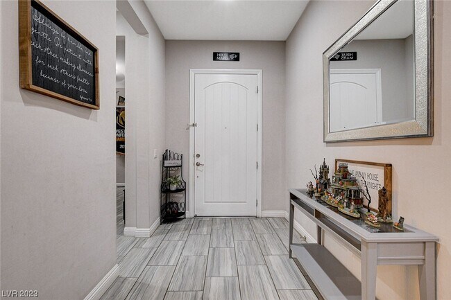 Foto del edificio - 5780 Sunset River Ave