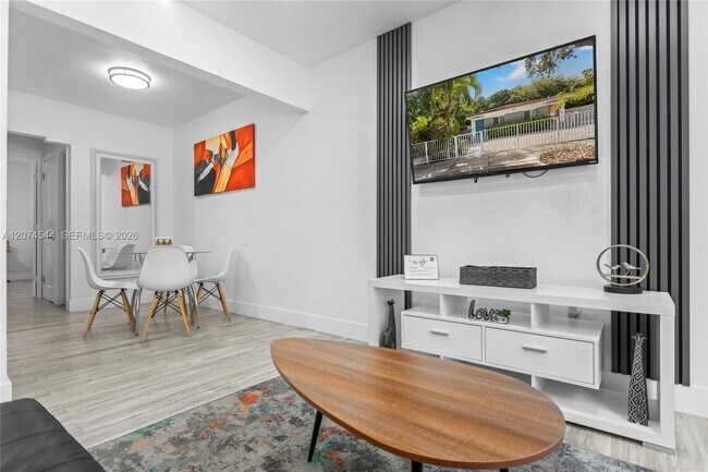 Foto del edificio - 5478 NW 1st Ave