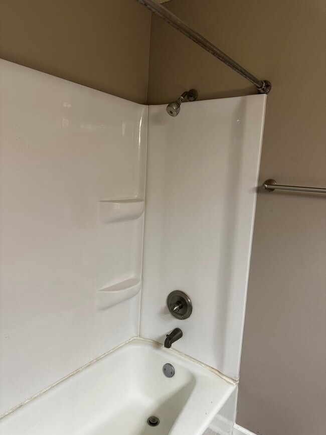 Building Photo - Benson Blvd