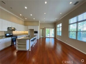Building Photo - 37 Kempton
