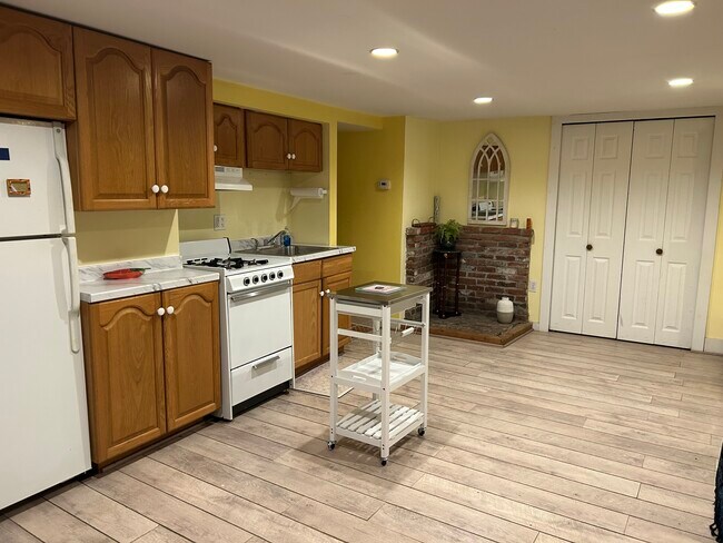 Foto del edificio - 8B Springfield Ct
