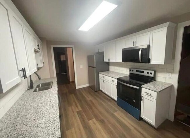 Foto del edificio - 120 N 9th St