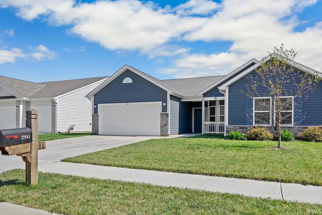 Building Photo - 2911 Poinciana Dr