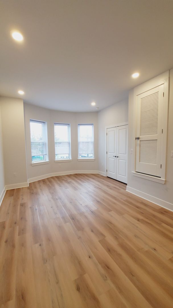 Foto del edificio - 4138 W Girard Ave