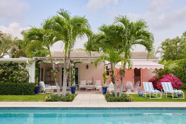 Foto del edificio - 308 Pilgrim Rd