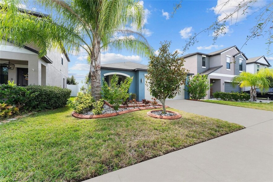 Foto principal - 10208 Carloway Hills Dr