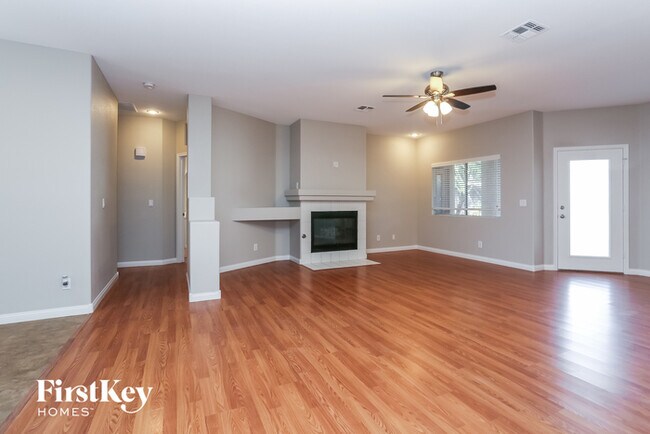 Building Photo - 5500 Tropical Toucan Ave