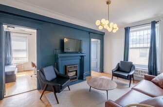 Building Photo - 1245 Rue St Marc
