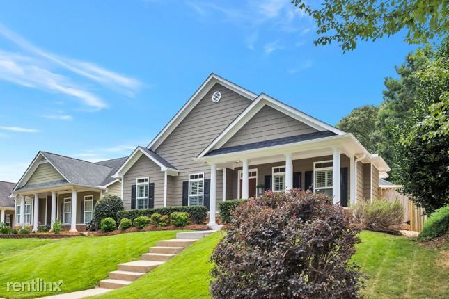 Building Photo - 4 br, 2 bath House - 10 i Medallion Park