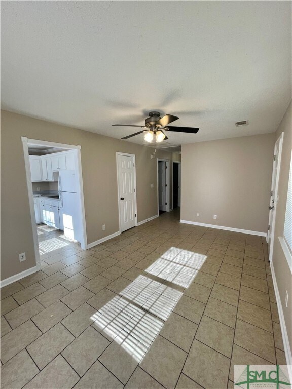 Building Photo - 609 Cranman Dr