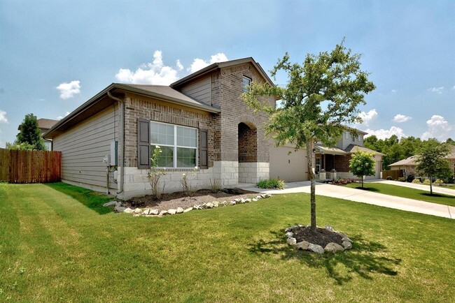 Building Photo - 421 Pentire Way