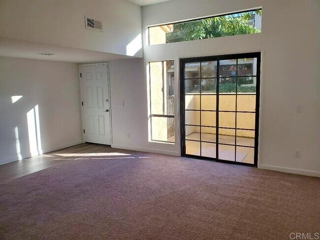 Foto del edificio - 5715 Baltimore Dr