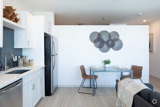 1BR, 1BA - 577SF - Bloom at Cherry Creek