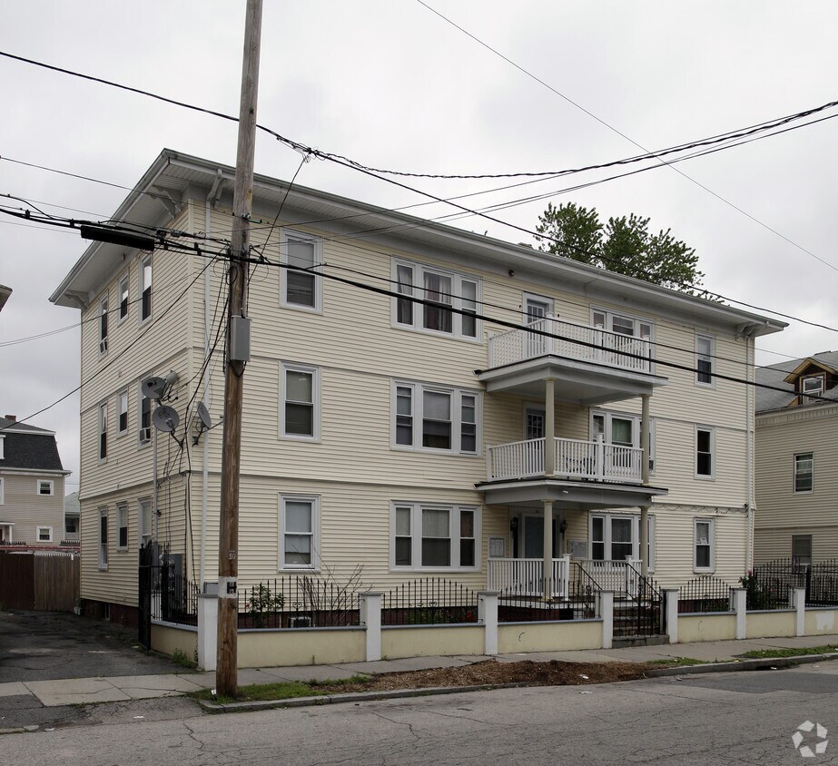 Foto del edificio - 95 Waverly St