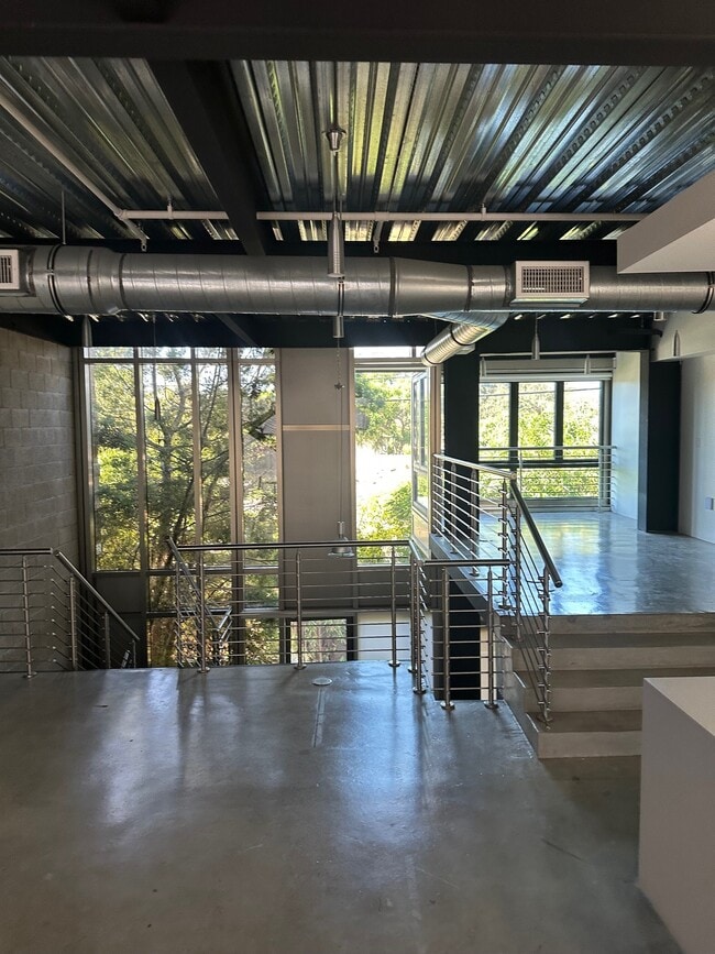 Building Photo - 3264 Kazaz Ln