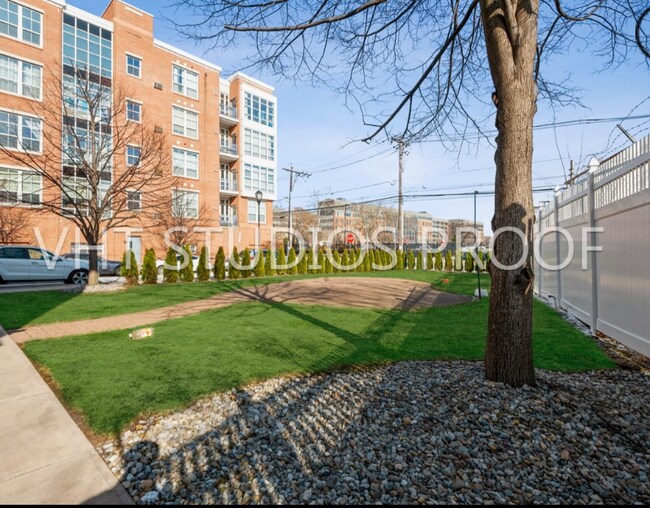 Foto del edificio - 401 Grant Ave