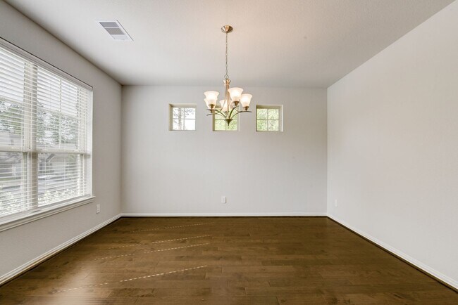 Building Photo - New construction 4 BD / 3.5 BR in The Wood...