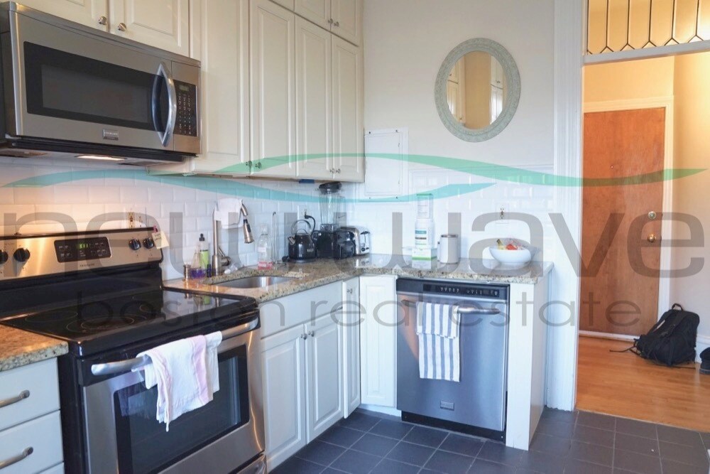 Primary Photo - 258 Shawmut Ave