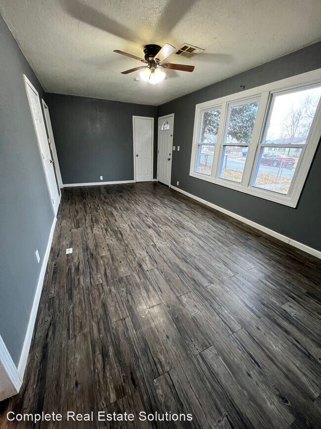 Foto del edificio - 2 br, 1 bath House - 1521 Custer St
