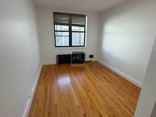 Foto del edificio - 73 STREET