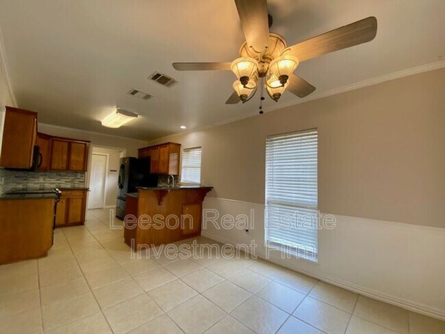 Foto del edificio - 5842 Bayou Dr